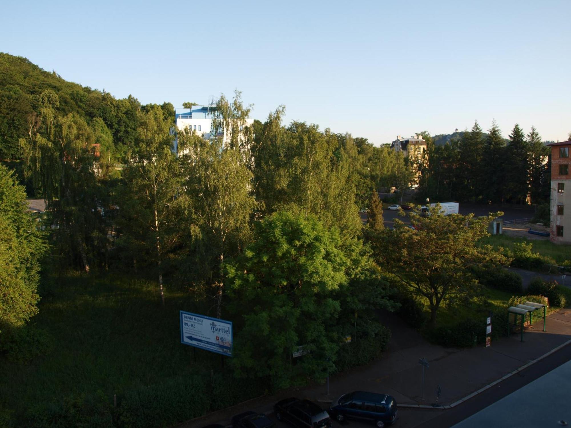 Apartman Drahovice Карлови Вари Екстериор снимка