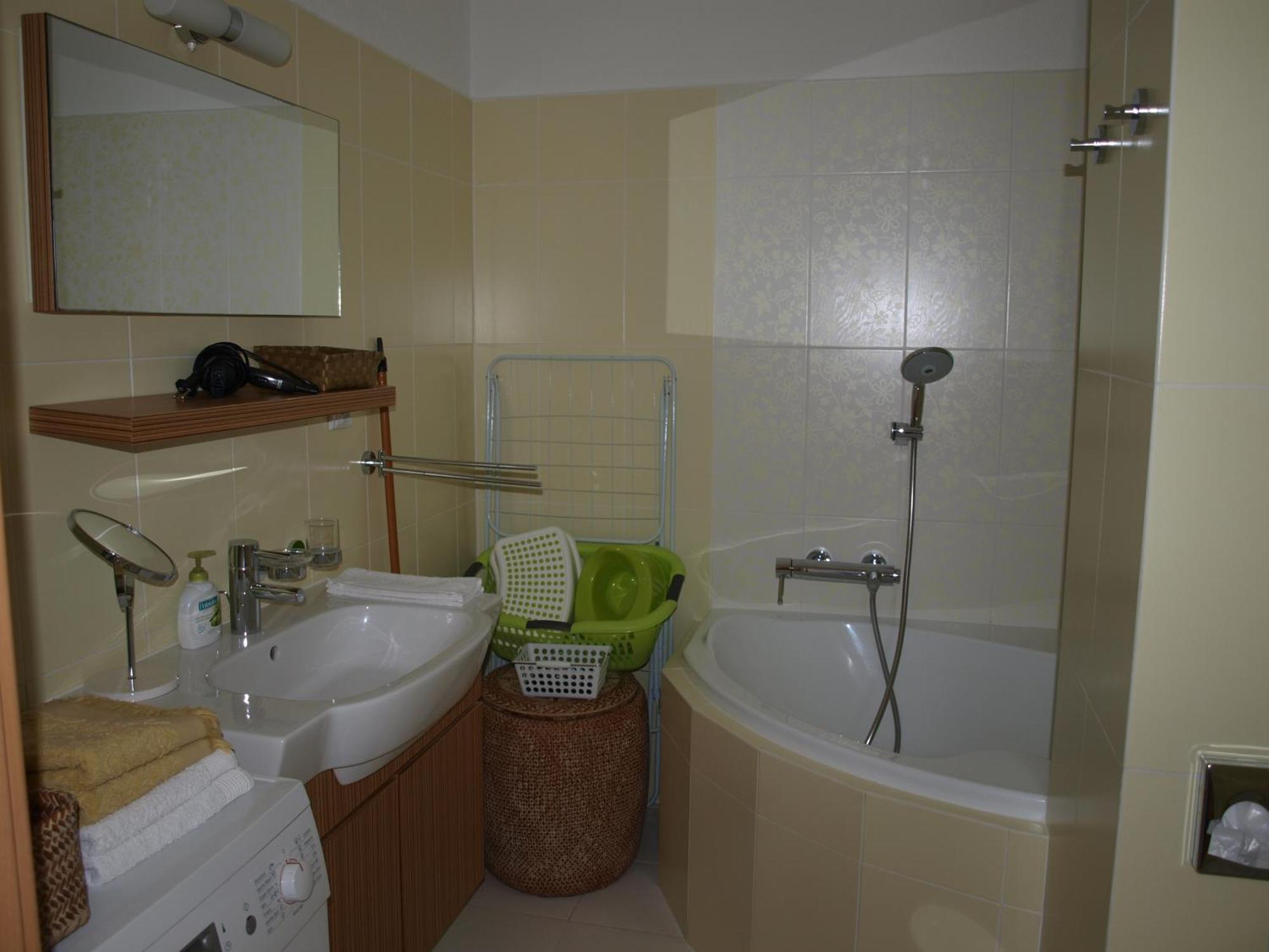 Apartman Drahovice Карлови Вари Екстериор снимка