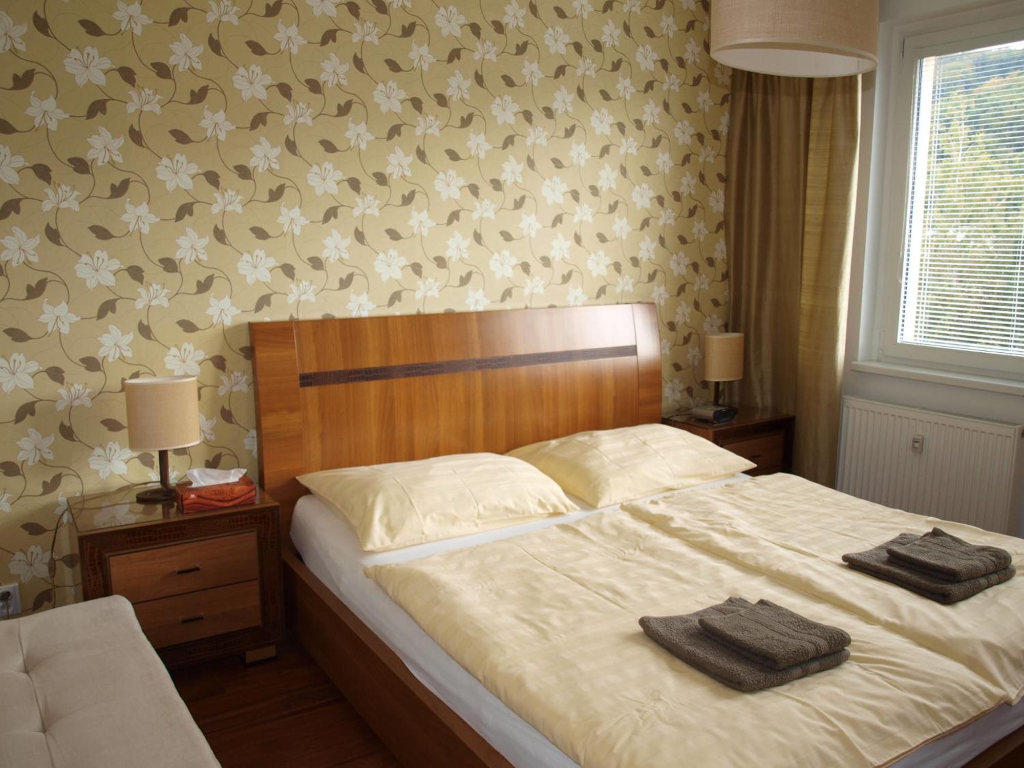 Apartman Drahovice Карлови Вари Екстериор снимка